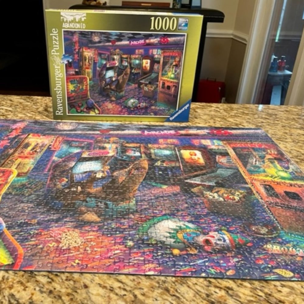 Ravensburger 1000 Piece Puzzle Abandoned Series Forgotten Arcade